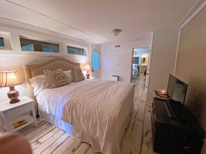 3 室のベッドルーム、アイロン / アイロン台、WiFi、ベッドシーツ