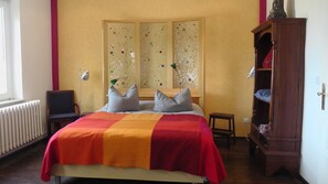 2 chambres, bureau, fer et planche à repasser, Wi-Fi gratuit