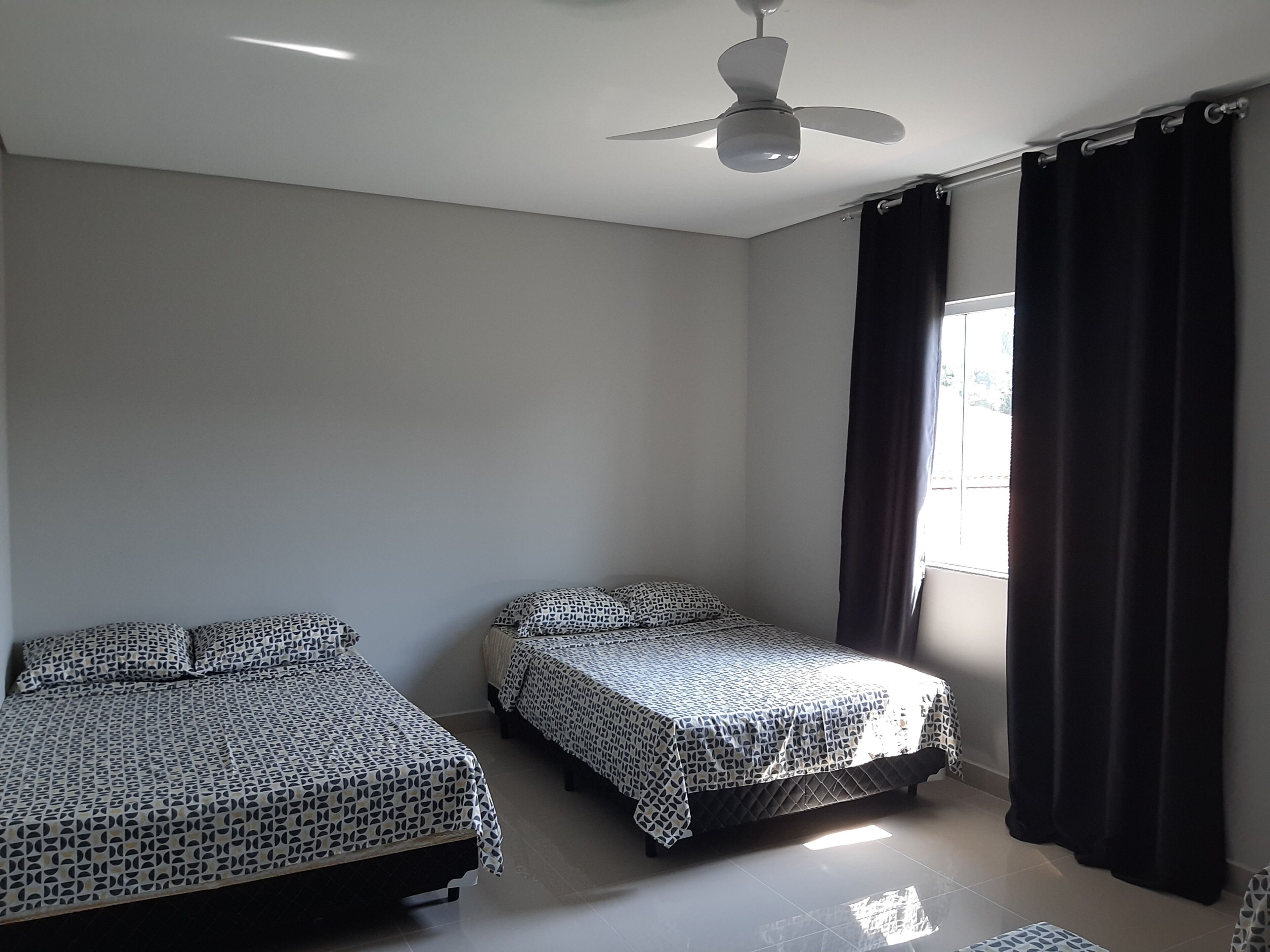 Sobrado Novo-Indaia - Bertioga - North Coast-500 m from the beach - 5 min. on foot