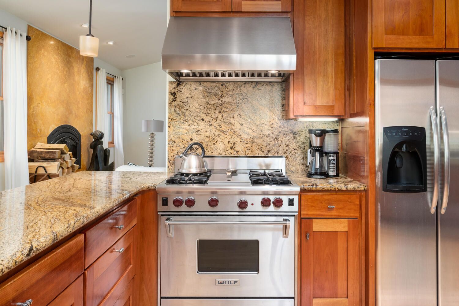 Private Country Sanctuary with a Pool