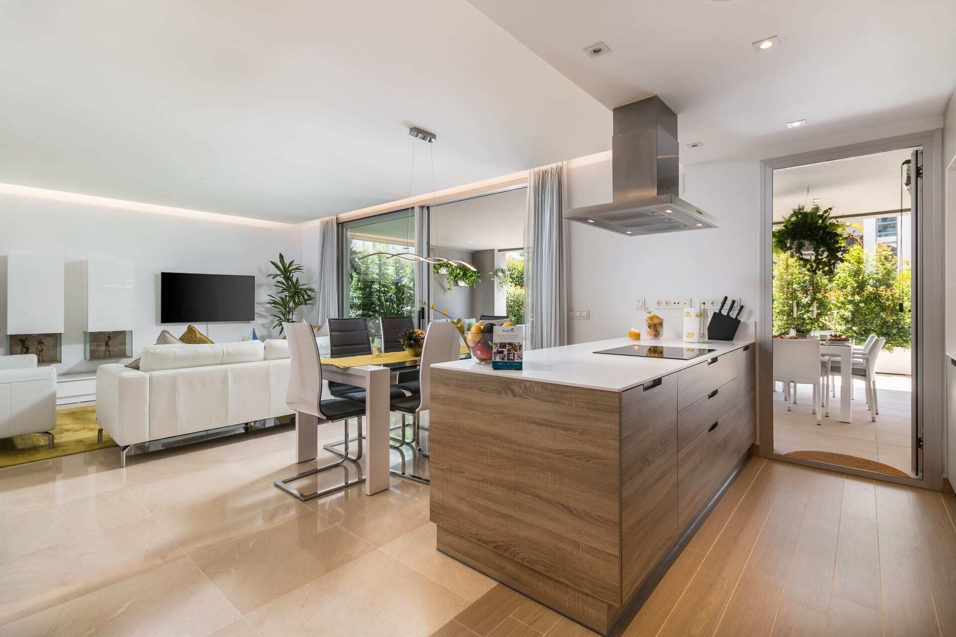 Royal Banus I - Three Bedroom Apartment, Sleeps 6