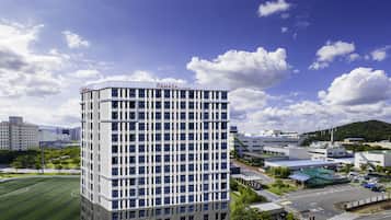 Located in an urban setting, the Ramada offers stunning views of a nearby sports field and a well-maintained green space.