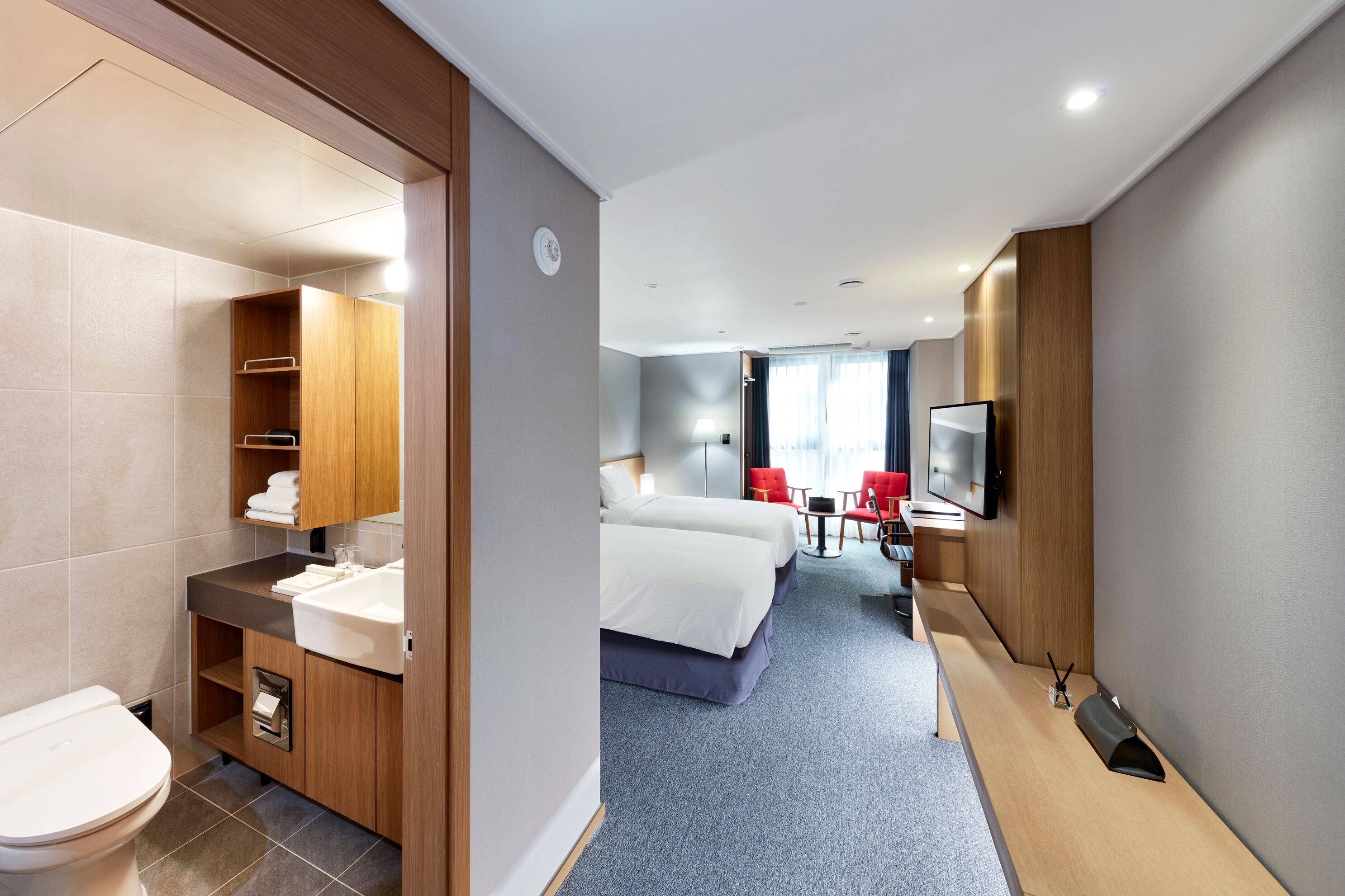 standard twin room, 2 single beds | in-room safe, blackout curtains, soundproofing, free wifi