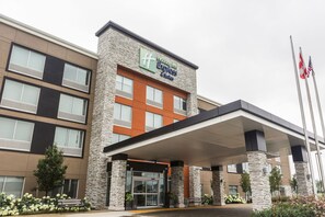 Exterior - Holiday Inn Express & Suites Welland by IHG (Welland)