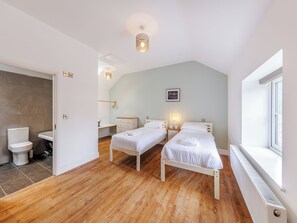 3 Schlafzimmer, kostenloses WLAN, Bettwäsche