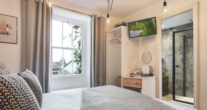 Windermere Central Hotel - Room 2