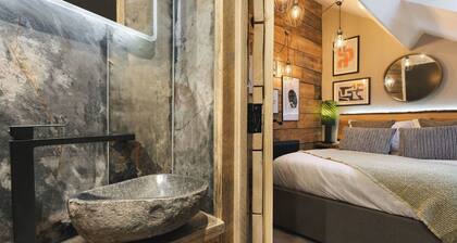 Windermere Central Hotel - Room 4