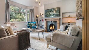 Unclassified image, 3 of 42, button - Ellerthwaite Place - With Hot Tub | Ridgestone (Windermere)