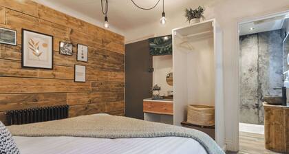 Windermere Central Hotel - Room 1