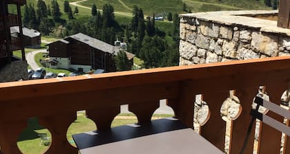 Belle Plagne 2 makuuhuonetta, 4-5 henkilöä, että jalka sukset + autotalli mukana