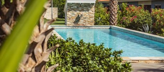 Luxury Vacation Apartment "Casa Blou Curacao" Blije Rust 13 near Blue Bay Resort