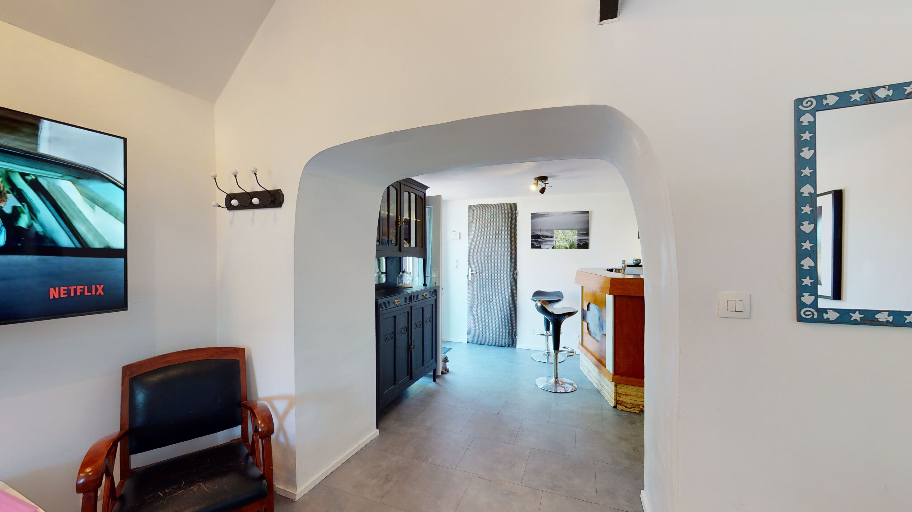 Accommodation for 5 people in the countryside with heated swimming pool in summer