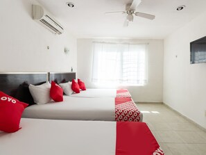 Bed sheets - OYO Hotel Puesta del Sol, Santa Ana, Campeche (Campeche)