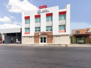 Front of property - OYO Hotel Puesta del Sol, Santa Ana, Campeche (Campeche)