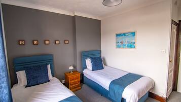 Standard Twin Room, Ensuite, River View