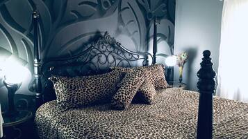 1 bedroom, iron/ironing board, travel crib, free WiFi