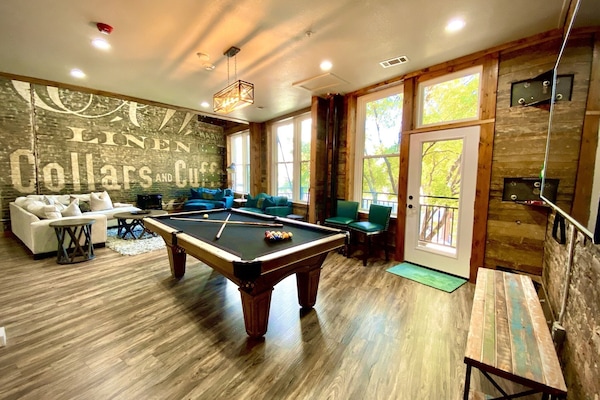 Spielezimmer