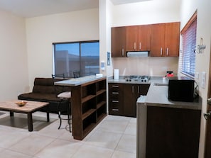 Mini-fridge, microwave, stovetop, coffee/tea maker - Casitas del Valle  (Valle de Guadalupe)