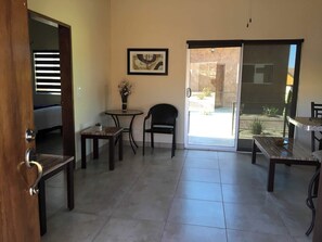 32-inch Smart TV with digital channels, TV - Casitas del Valle  (Valle de Guadalupe)