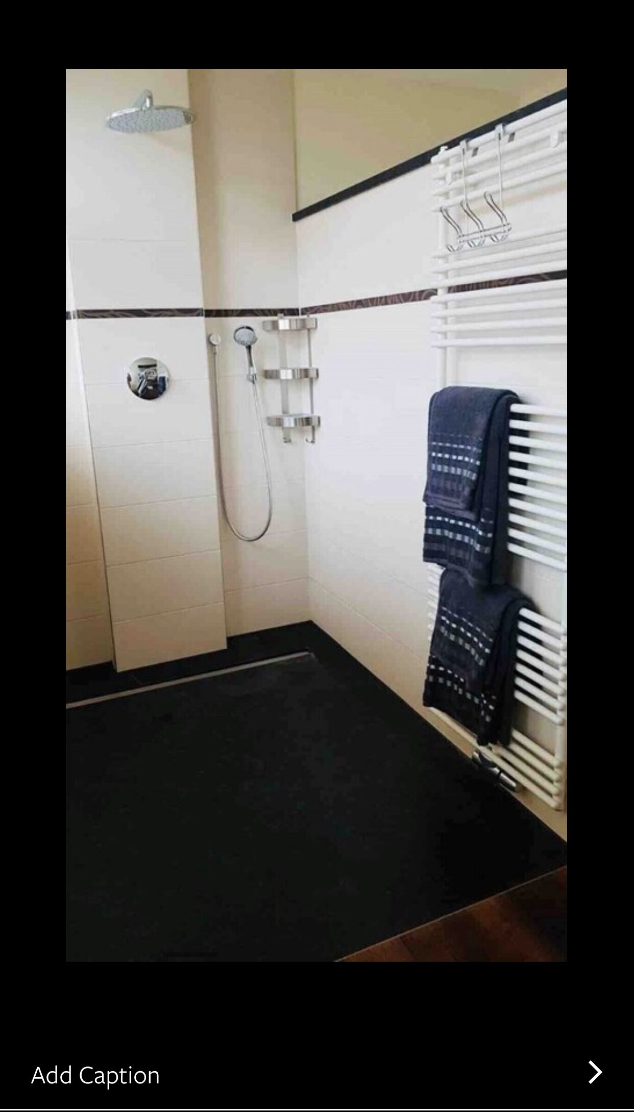 Alpine Escape Ferienvilla mit Bergblick