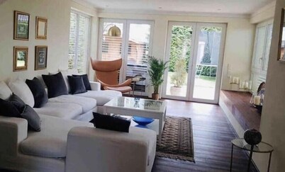 Alpine Escape Ferienhaus mit Bergblick 