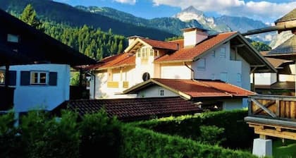 Alpine Escape Ferienhaus mit Bergblick