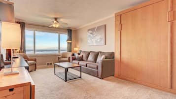 Televisión y oficina