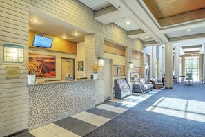 Lobby - Scottsdale | Desert Golf Retreat | Pool + Golf (Scottsdale)
