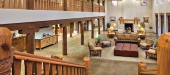 Taos | Couples Ski Getaway | Hot Tub + Mountains