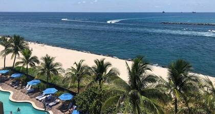 Palm Beach | Beach & Resort Pools | 2BR Villa