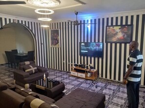 Fernseher