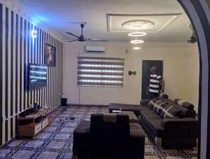 Fernseher