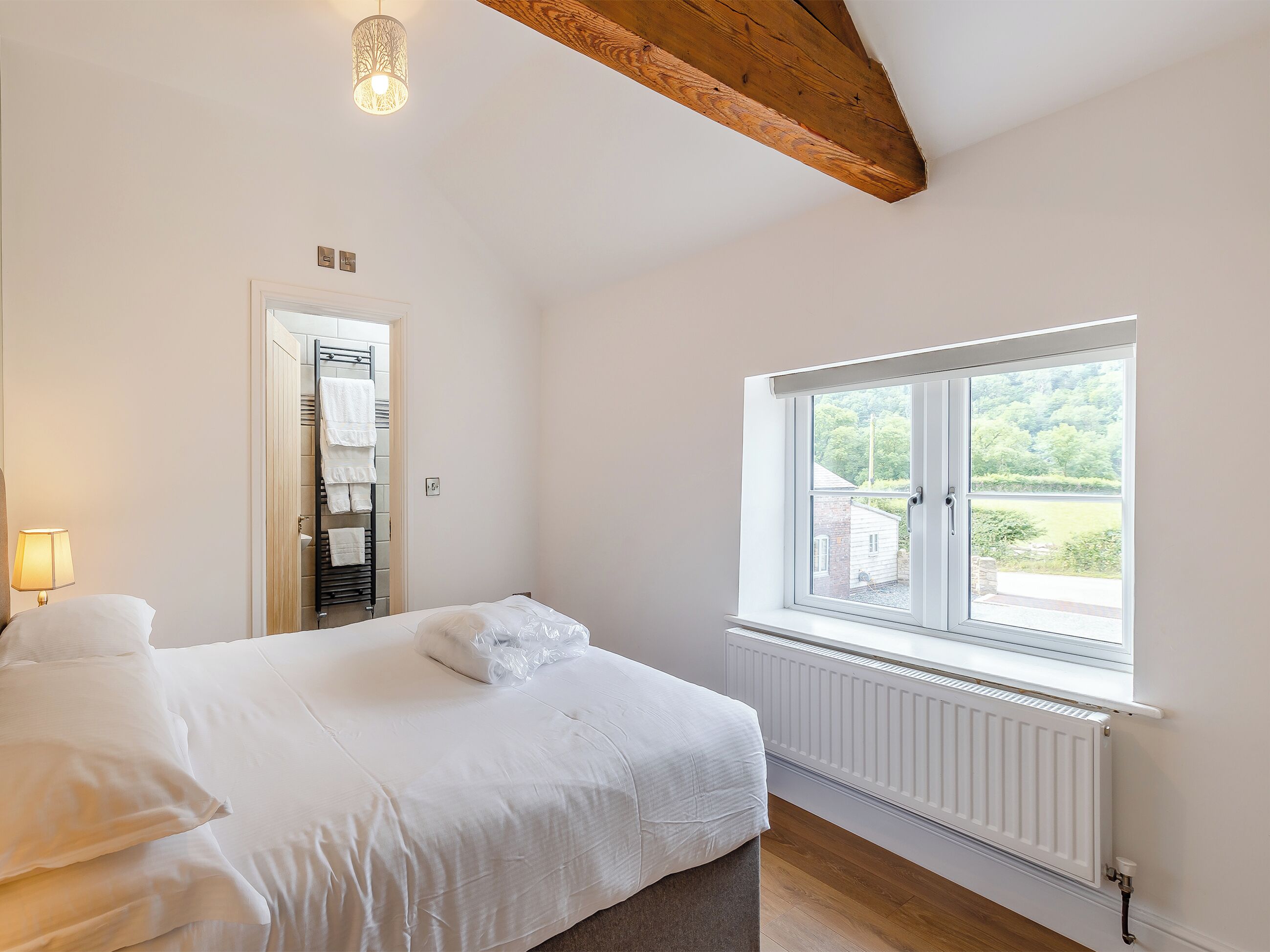 3 bedrooms, free WiFi, bed sheets