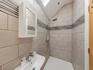 Towels - 3 bedroom accommodation in Trevor, near Llangollen (Trevor, near Llangollen)
