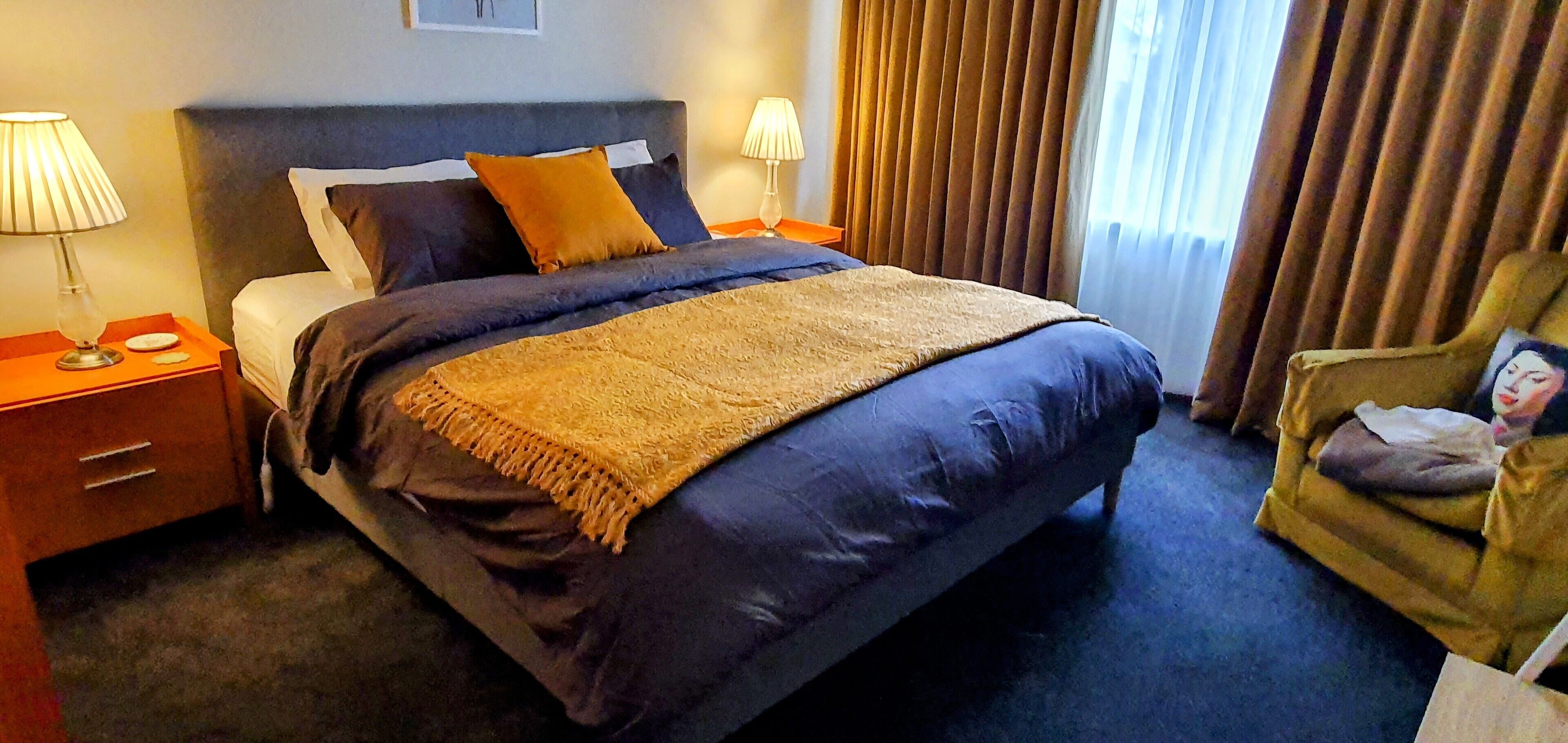 2 bedrooms, iron/ironing board, free WiFi, bed sheets