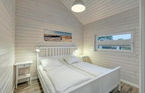 3 Schlafzimmer, Reisekinderbett, kostenloses WLAN, Bettwäsche