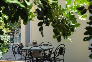 Villa, 2 Bedrooms, Accessible, Smoking | Balcony