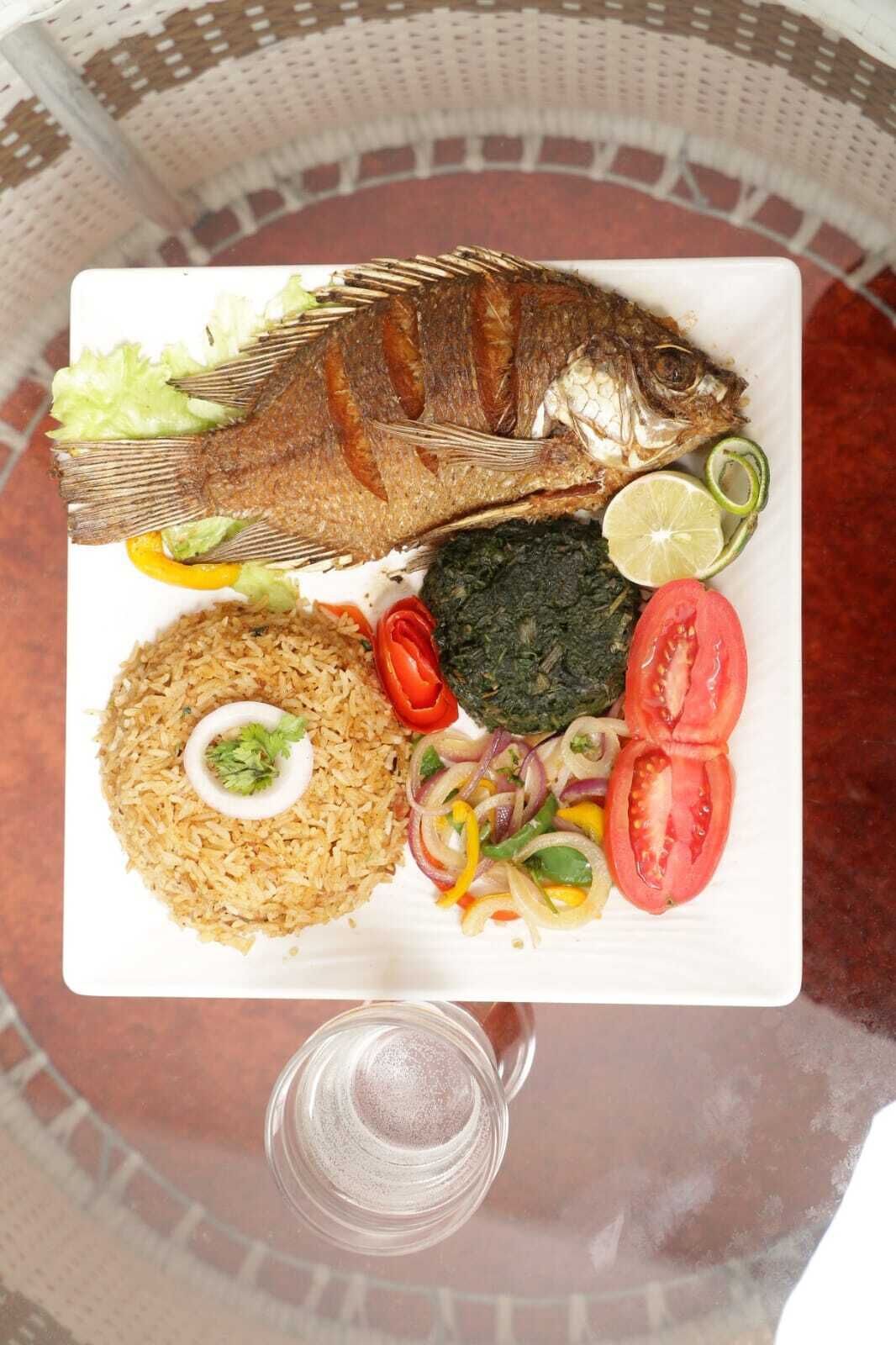 Thức ăn và đồ uống