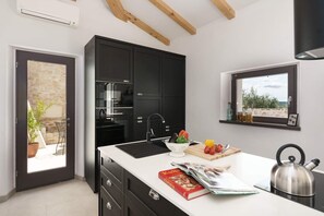 Villa | Private kitchen