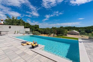 Outdoor pool - Villa Sunnyside (Porec)