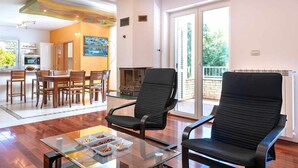 Unclassified image, 3 of 48, button - Villa Wanderlust (Labin)