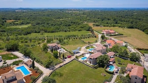 Aerial view - Villa Neo (Tinjan)