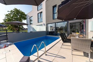 Outdoor pool - Casa Levant (Funtana)