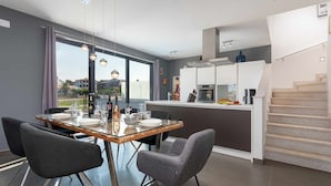 Apartment (A1) | Private kitchen - Casa Maestral (Funtana)