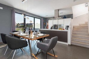 Apartment (A1) | Private kitchen - Casa Maestral (Funtana)