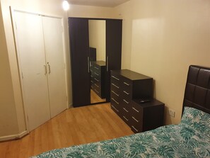 1 غرفة نوم وواي فاي وملاءات أسرّة