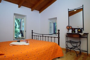 3 室のベッドルーム、アイロン / アイロン台、旅行用ベビーベッド、WiFi