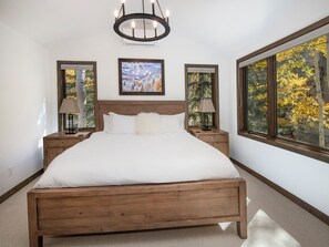 5 bedrooms, WiFi, bed sheets