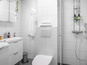 City Studio | Bathroom