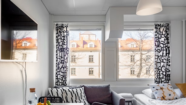 City-Studio | Schreibtisch, laptopgeeigneter Arbeitsplatz, schallisolierte Zimmer